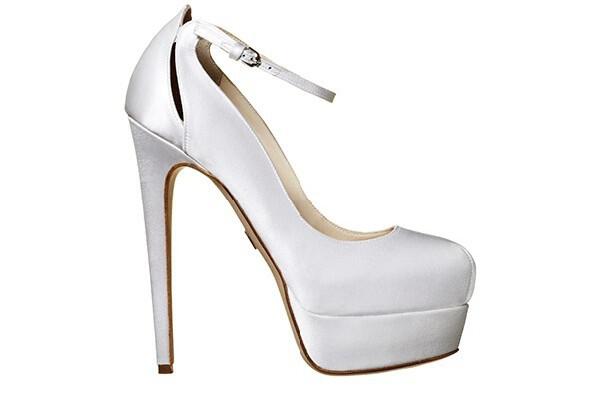 bridal-shoes-brian-atwood-2013_5