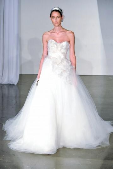 marchesa-wedding-dresses-collection-spring-2014_21