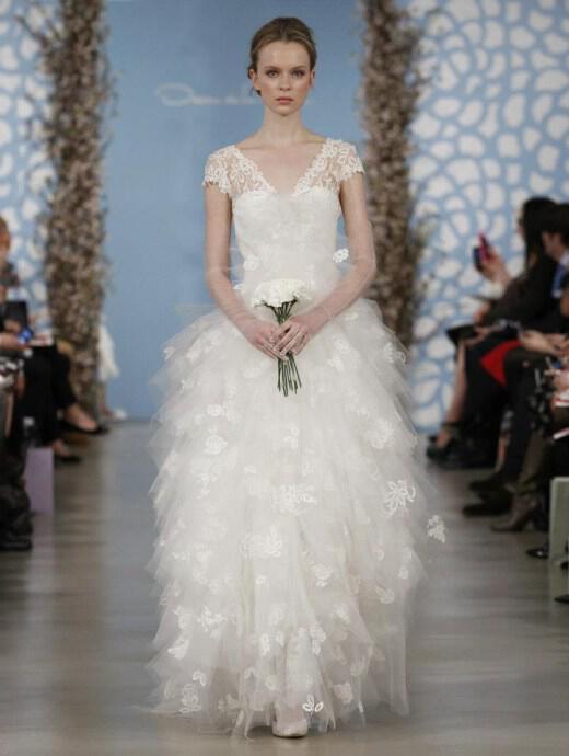 oscar-de-la-renta-wedding-dresses-spring-2014_1
