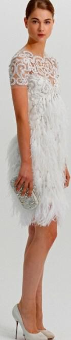 short-wedding-dresses-for-a-stylish-bride_10