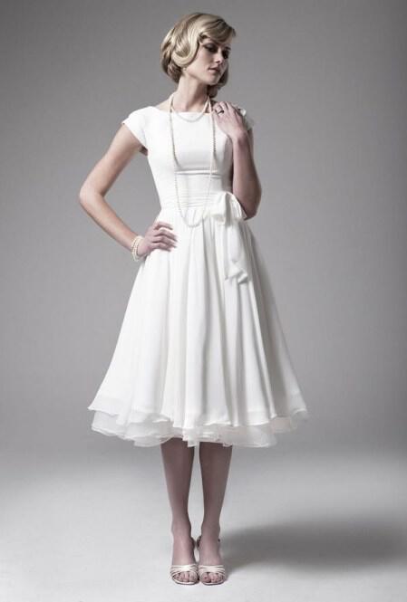 short-wedding-dresses-for-a-stylish-bride_2