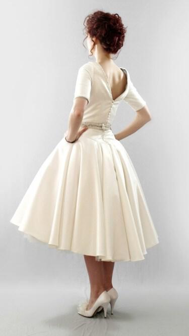 short-wedding-dresses-for-a-stylish-bride_4