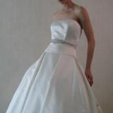 9042 Lauren 160x160 - Νυφικά Φορεματα 2012 Collection Edgardo Bonilla