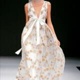 11 160x160 - Νυφικά Φορεματα με prints Η νέα τάση στα νυφικά Φορεματα για το 2012