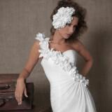 Amanda Wyatt Wedding Dress 11 160x160 - Νυφικά Φορεματα 2012 Amanda Wyatt