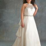 bara luxe wedding dress Luxe  detail 160x160 - Νυφικά Φορεματα 2012 με κλειστό λαιμό