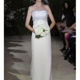 wd107284 sp12 che  VAL4146 xl 160x160 - Bridal Fashion Week 2012  Τα καλύτερα Sheath νυφικά Φορεματα