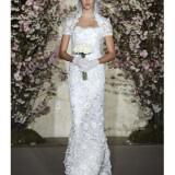 wd107284 sp12 odl 0818 xl 160x160 - Bridal Fashion Week 2012  Τα καλύτερα Sheath νυφικά Φορεματα