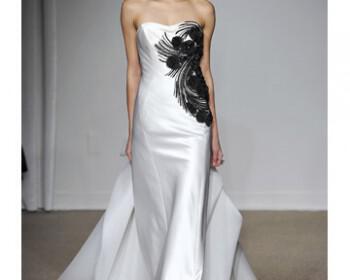 wd107284 sp12 uma 0164 xl 350x280 - Bridal Fashion Week 2012  Τα καλύτερα Sheath νυφικά Φορεματα