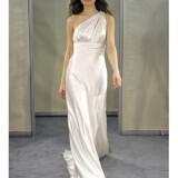 wd107284 sp12 wat DON2261 xl 160x160 - Bridal Fashion Week 2012  Τα καλύτερα Sheath νυφικά Φορεματα