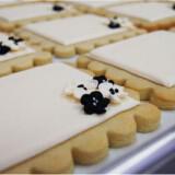 mpiskota gia gamo baftisi 8 160x160 - DIY Μπισκότα για τους καλεσμένους σας!