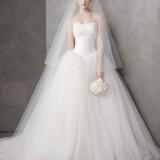 nifika me touli 2012 white by vera wang wedding dress spring 2012 bridal gowns vw351135  detail 160x160 - Νυφικά με τούλι Τα καλύτερα για το 2012