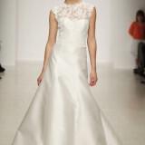 nifiko amsale 2013 wedding dress by amsale spring 2013 bridal gowns 4  full 160x160 - Νυφικά Amsale 2013 συλλογή Άνοιξη 2013