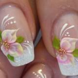 nifiko manikiour feminine flower french nail art ideas 160x160 - Ιδέες και tips για το τέλειο νυφικό μανικιούρ