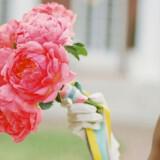bright pink peony wedding flowers bridal bouquet  full 160x160 - Τα λουλούδια στο γάμο: Παιώνιες & Νεραγκούλες