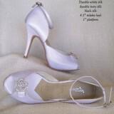 nifika papoutsia starletta2 160x160 - Νυφικά παπούτσια Angela Nuran Καλοκαίρι 2012