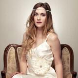 starry night wedding headband tiara  full carousel 160x160 - Εντυπωσιακά αξεσουάρ για τα μαλλιά της νύφης που θα μαγνητίσουν τα βλέμματα!