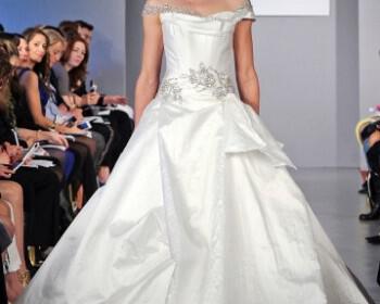 Ines Di Santo Wedding Dresses collection Spring 2014 50 350x280 - Νυφικά Ines Di Santo collection Άνοιξη 2014