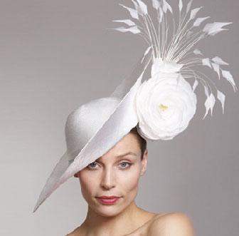 treacey16 - Το καπέλο της νύφης
